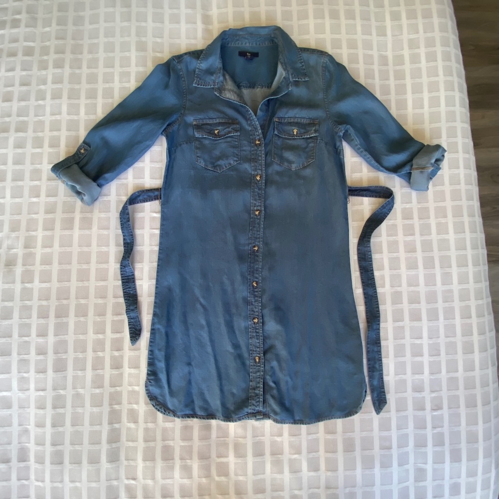 Gap Lightweight Denim Dress NWOT